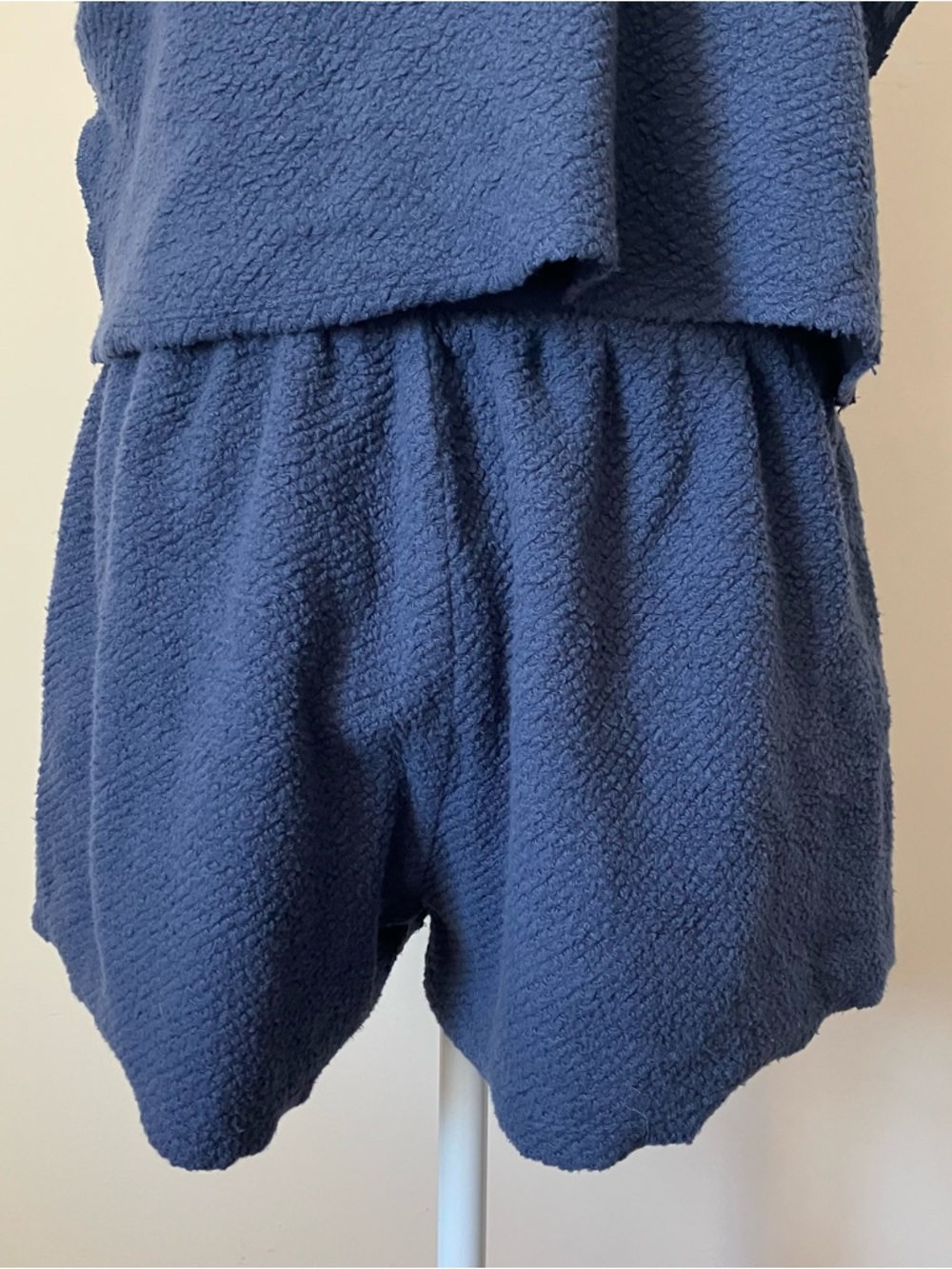 Free People Navy Blue Textured Knit Sleeveless Top & Shorts set size Medium - Picture 8 of 10